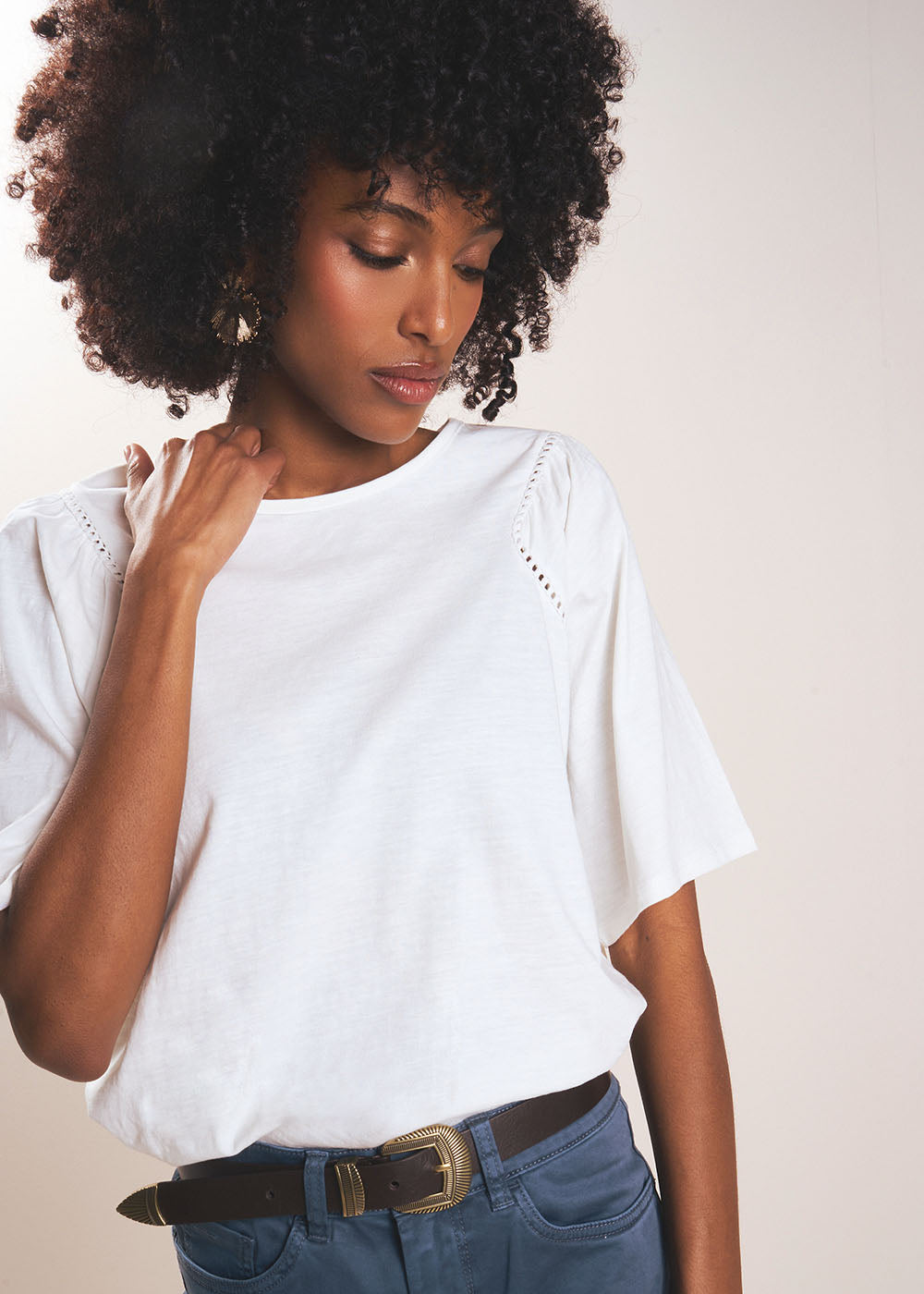 TULIANE T-shirt manches courtes à détails jour échelle - 1 - Sud Express - Sud Express