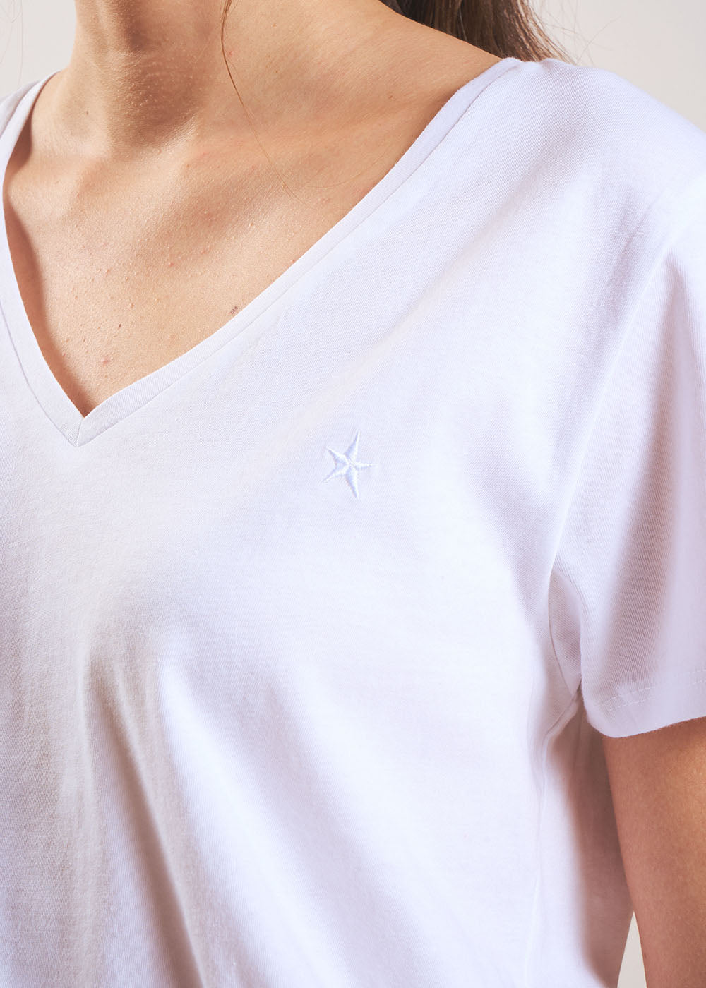 TORIA Tee-shirt col V en coton - 2 - Sud Express - Sud Express