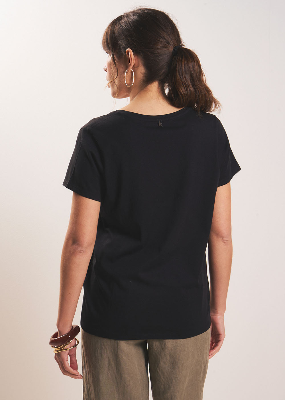 TORIA Tee-shirt col V en coton - 3 - Sud Express - Sud Express