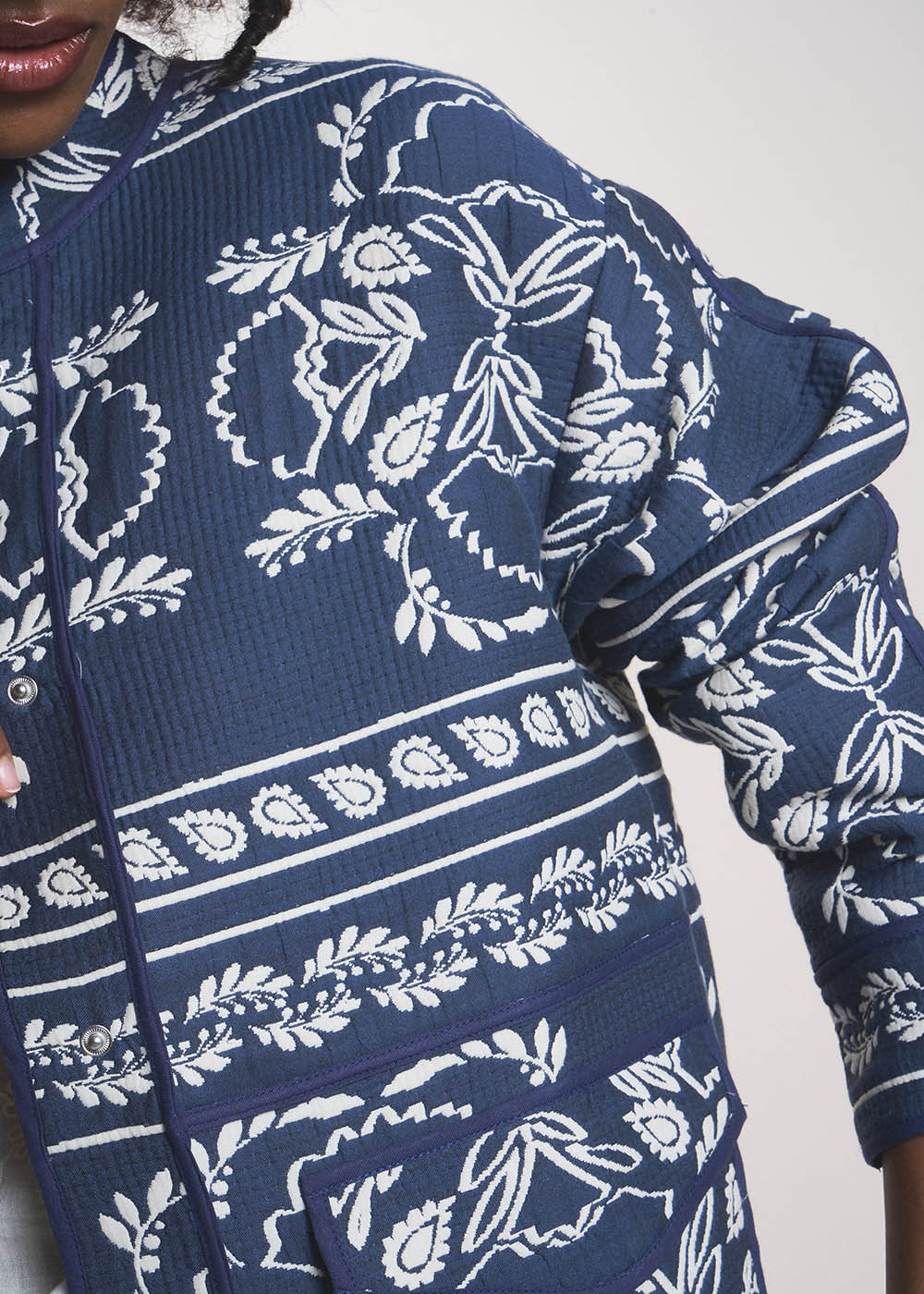 VASTO  Veste jacquard à motif floral - 2 - Sud Express - Sud Express