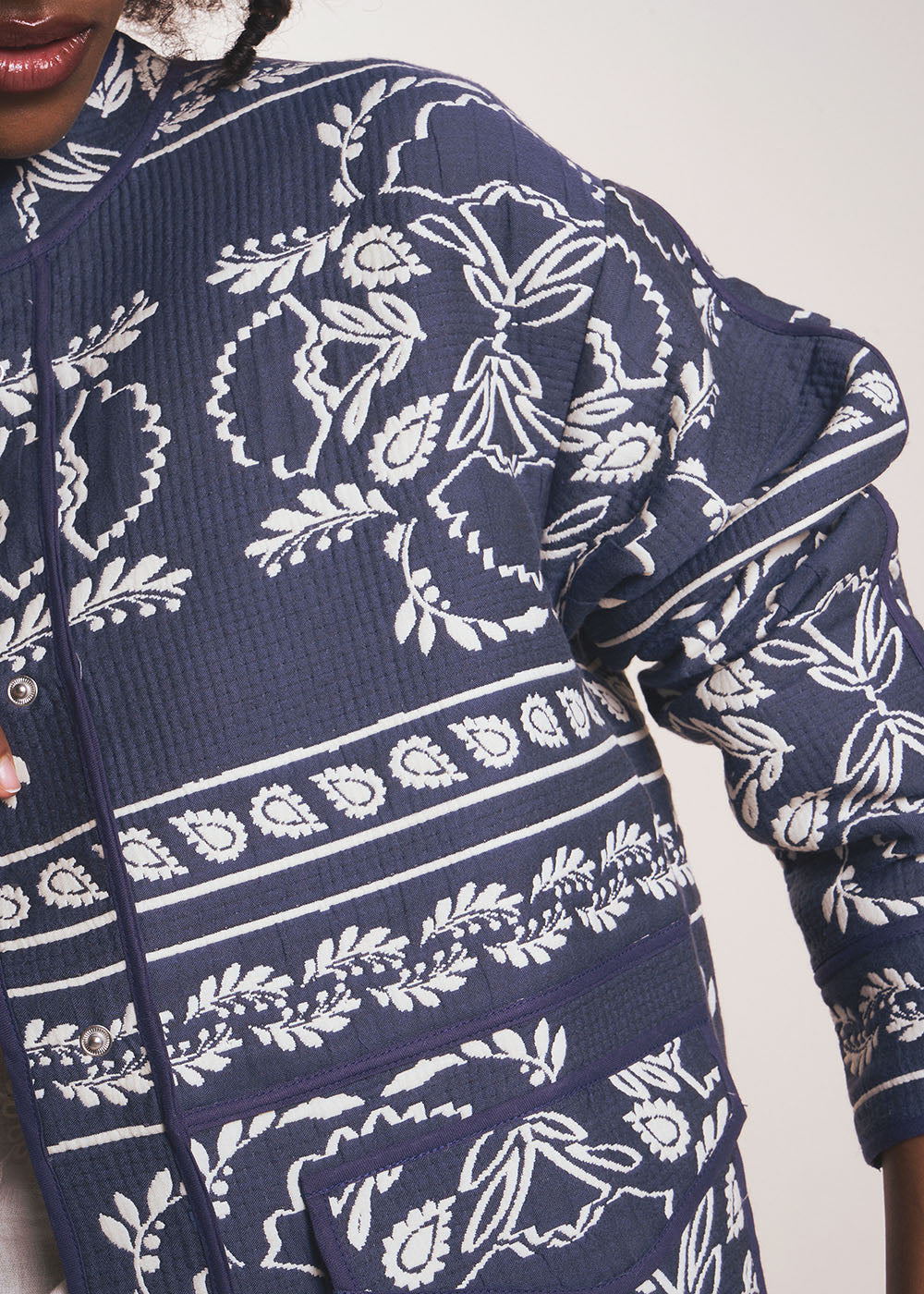 VASTO  Veste jacquard à motif floral - 2 - Sud Express - Sud Express