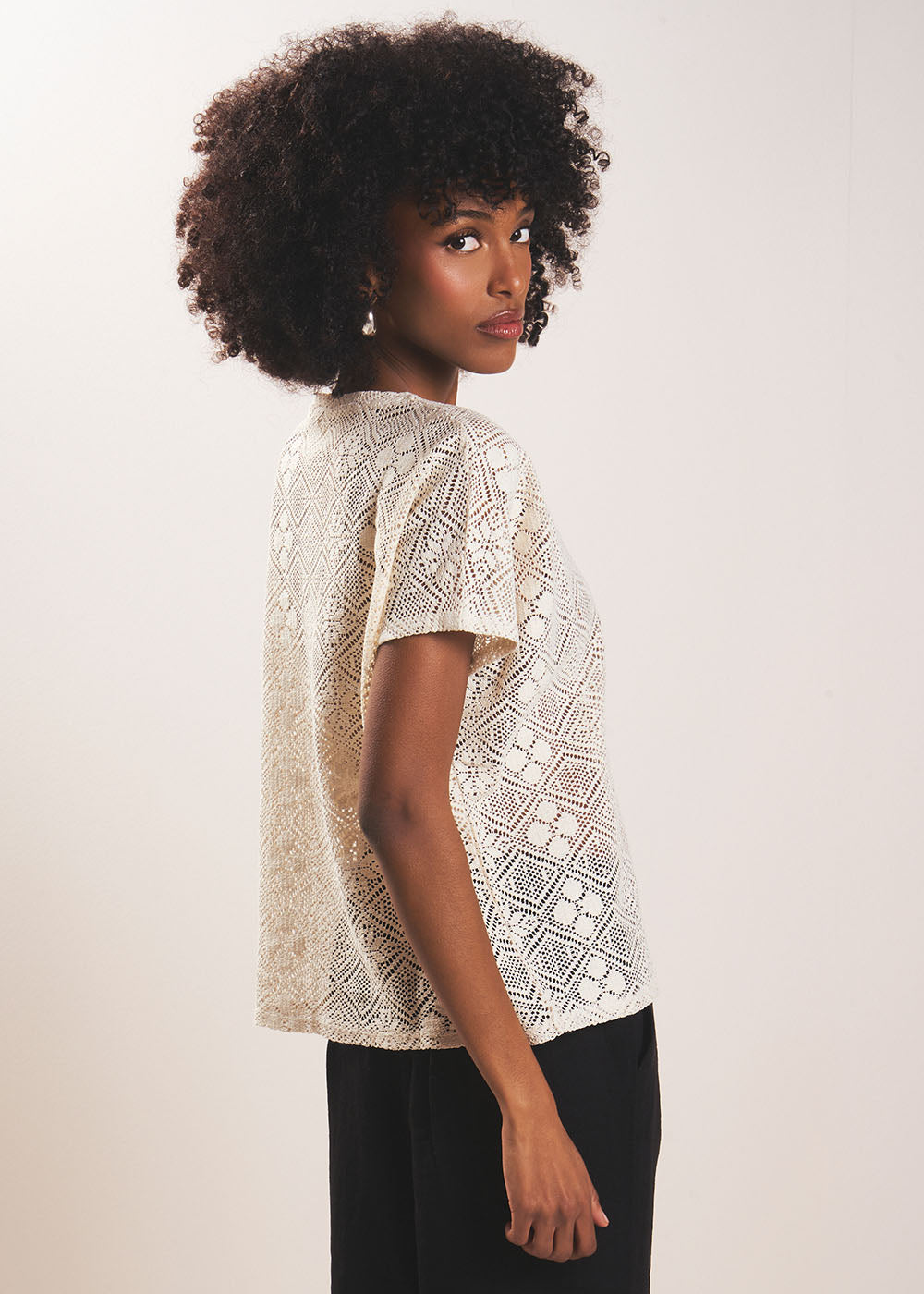 TASIANY T-shirt à col V en dentelle fine - 3 - Sud Express - Sud Express