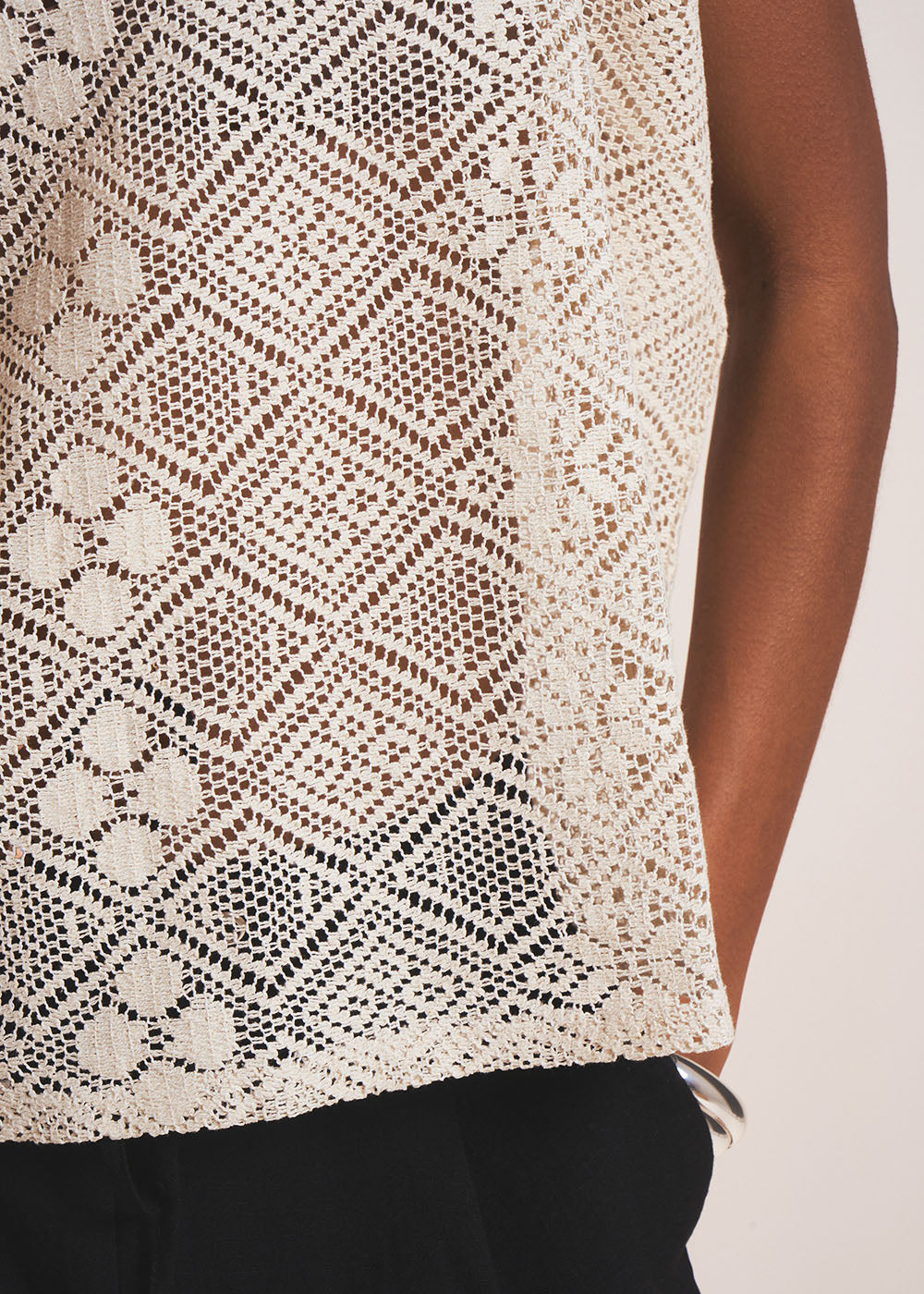 TASIANY T-shirt à col V en dentelle fine - 4 - Sud Express - Sud Express