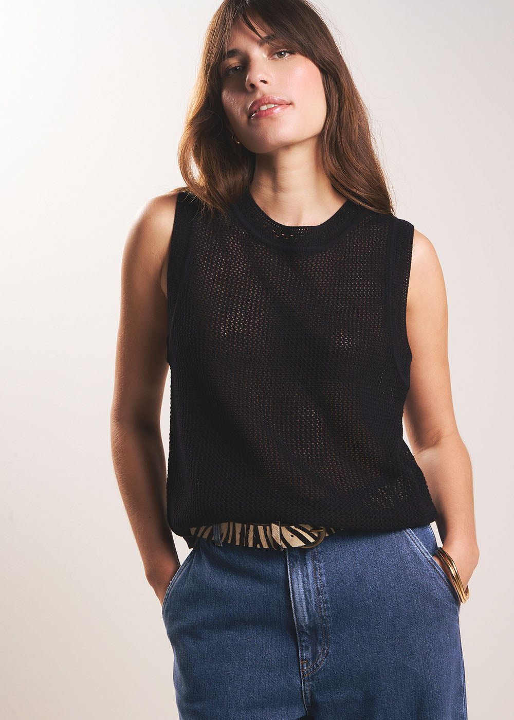 Débardeur en maille avec détails aux emmanchures - Sud Express - 1 - Sud Express