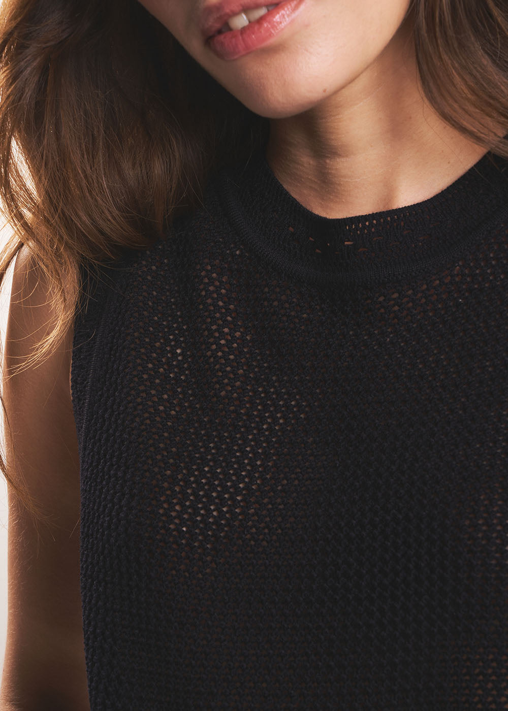 Débardeur en maille avec détails aux emmanchures - Sud Express - 2 - Sud Express