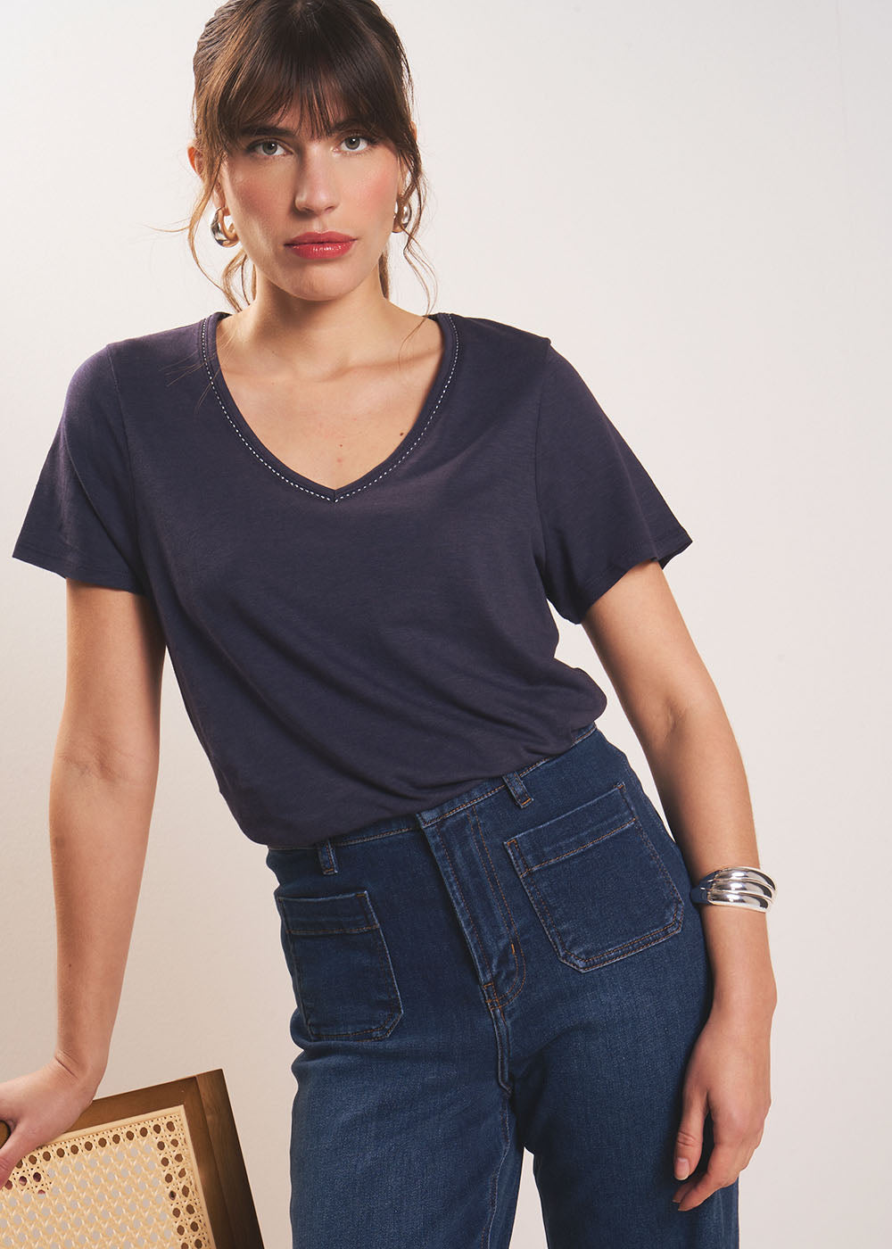 THEI T-shirt col V - 1 - Sud Express - Sud Express