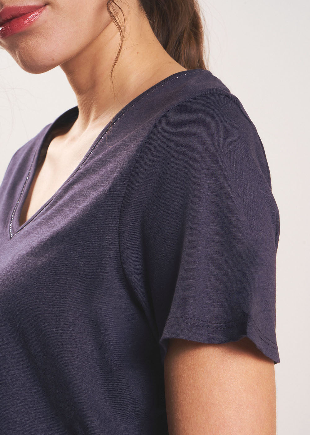 THEI T-shirt col V - 4 - Sud Express - Sud Express