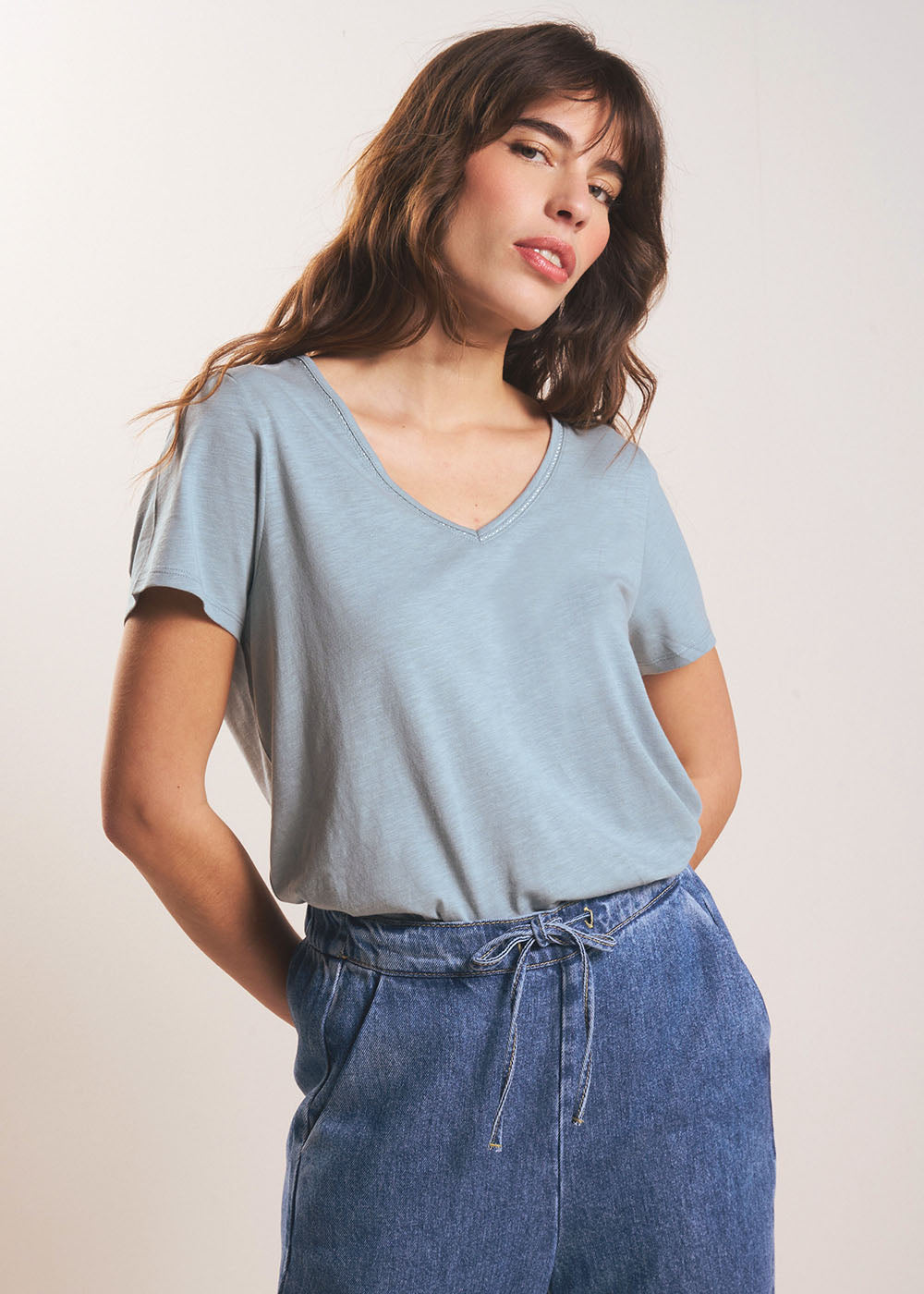 THEI T-shirt col V - 4 - Sud Express - Sud Express
