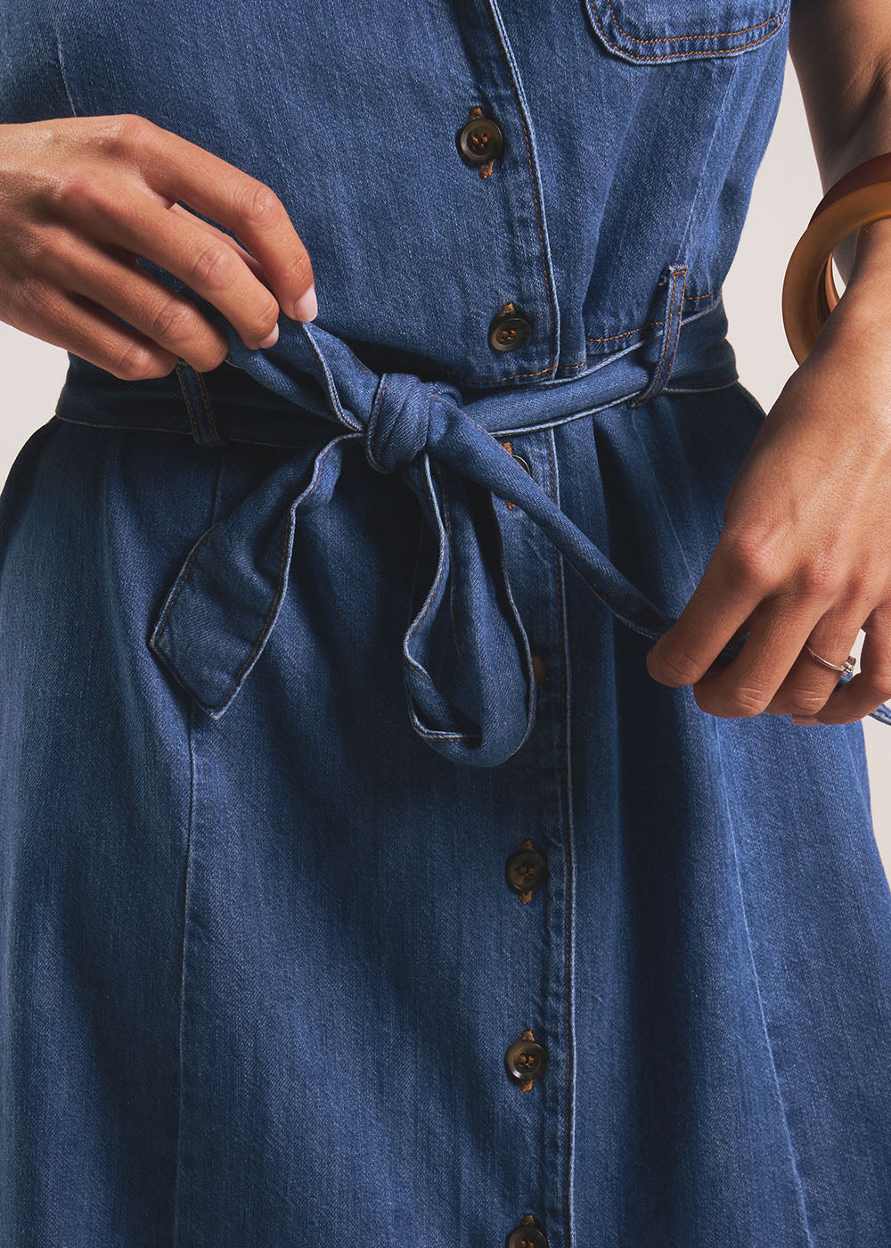 Robe chemise en denim - Sud Express - 4 - Sud Express