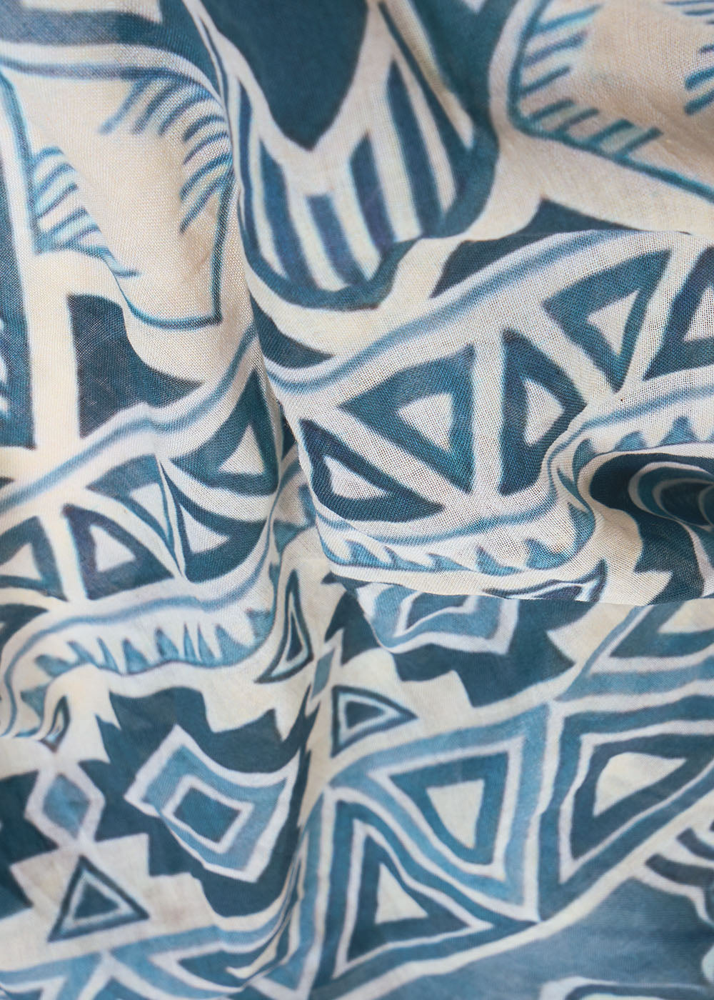 FRANCA Foulard à imprimé floral et graphique - 2 - Sud Express - Sud Express