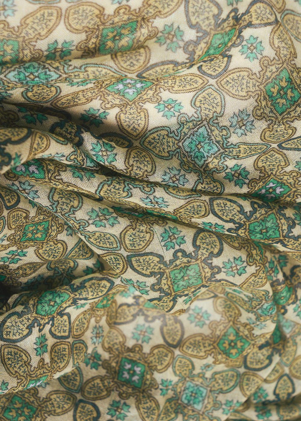 FLAVIA Foulard à motif graphique délicat - 2 - Sud Express - Sud Express