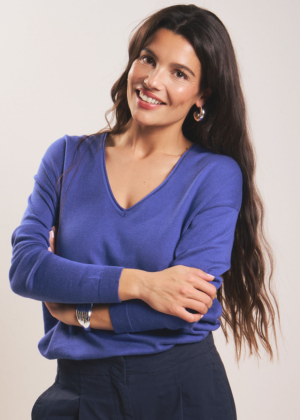 MARIANA Pull col V oversize en maille fine - 4 - Sud Express - Sud Express