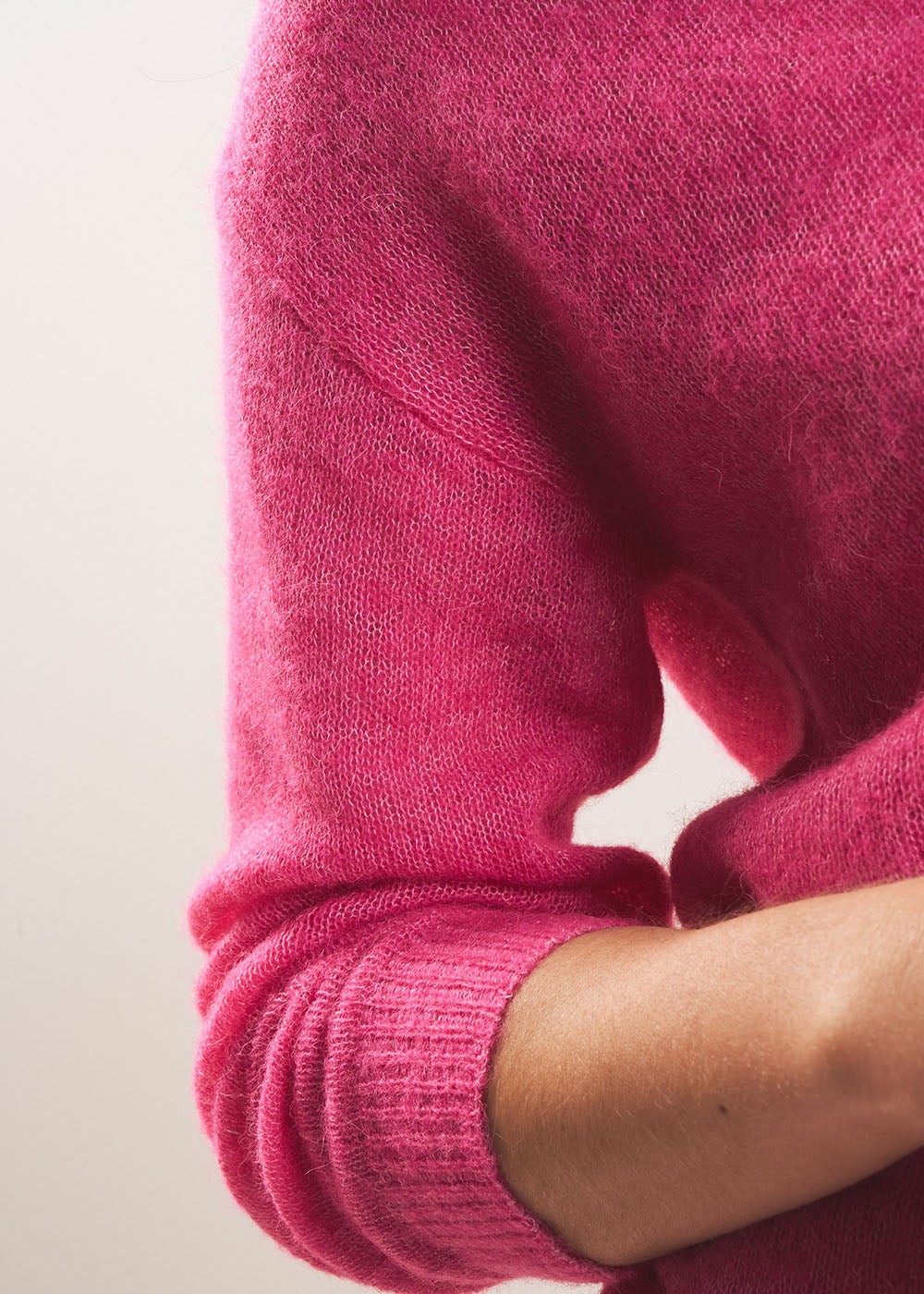 MIGUELY Pull col V en mohair - 4 - Sud Express - Sud Express