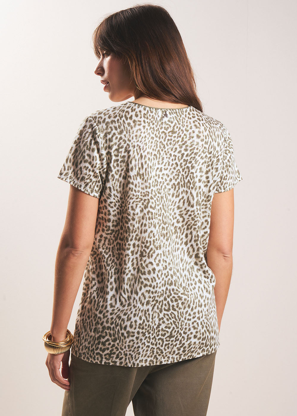 TOPHIE T-shirt en lin à col en V imprimé panthère - 3 - Sud Express - Sud Express