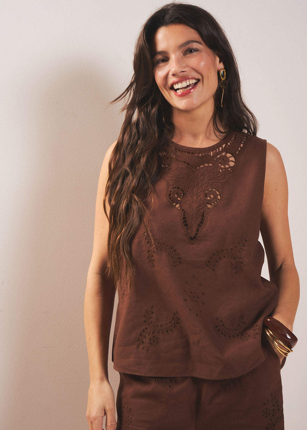 TOBALINE Top brodé sans manches - 1 - Sud Express - Sud Express