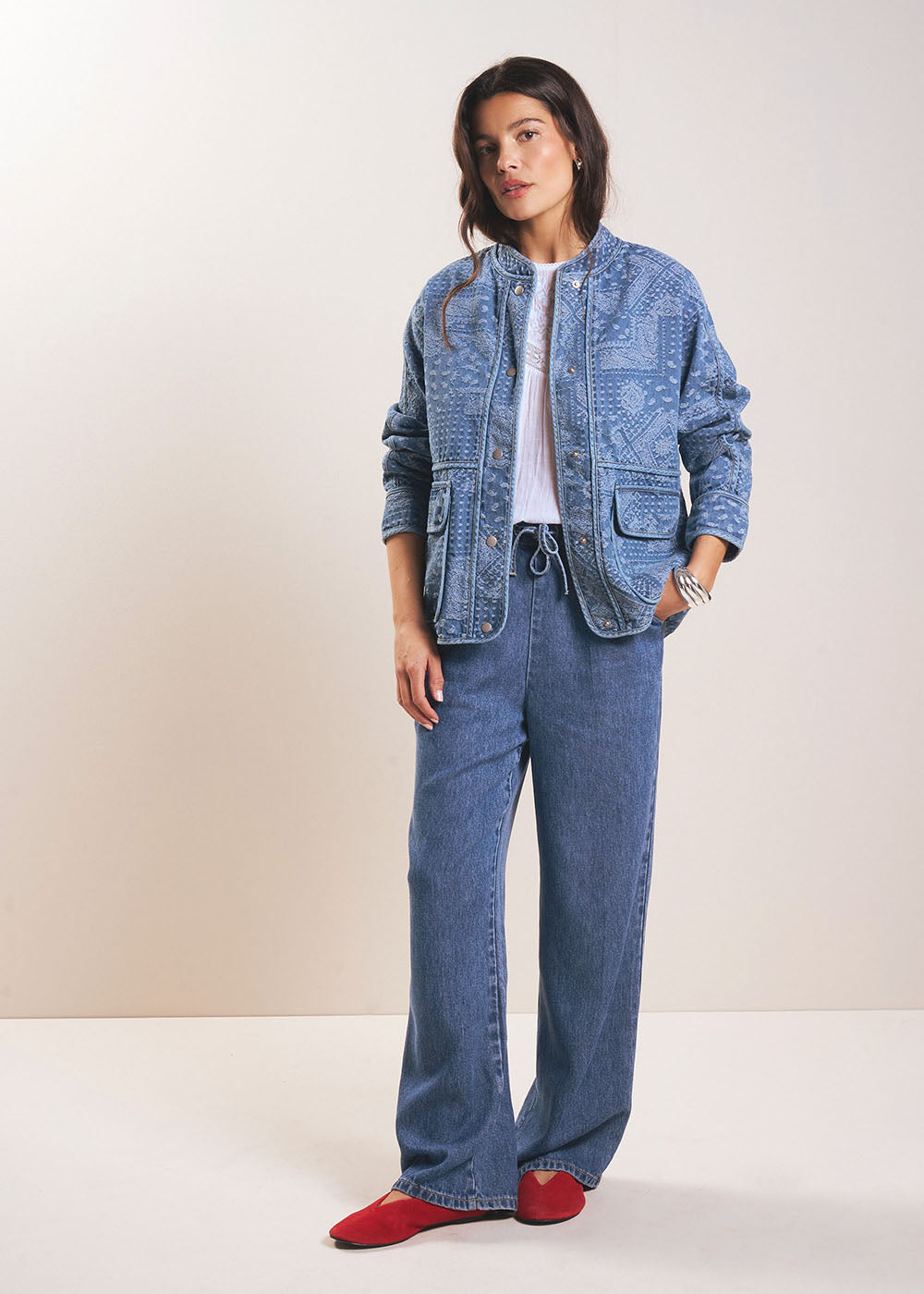 POLY Jean femme à taille élastiquée et jambe large - 1 - Sud Express - Sud Express