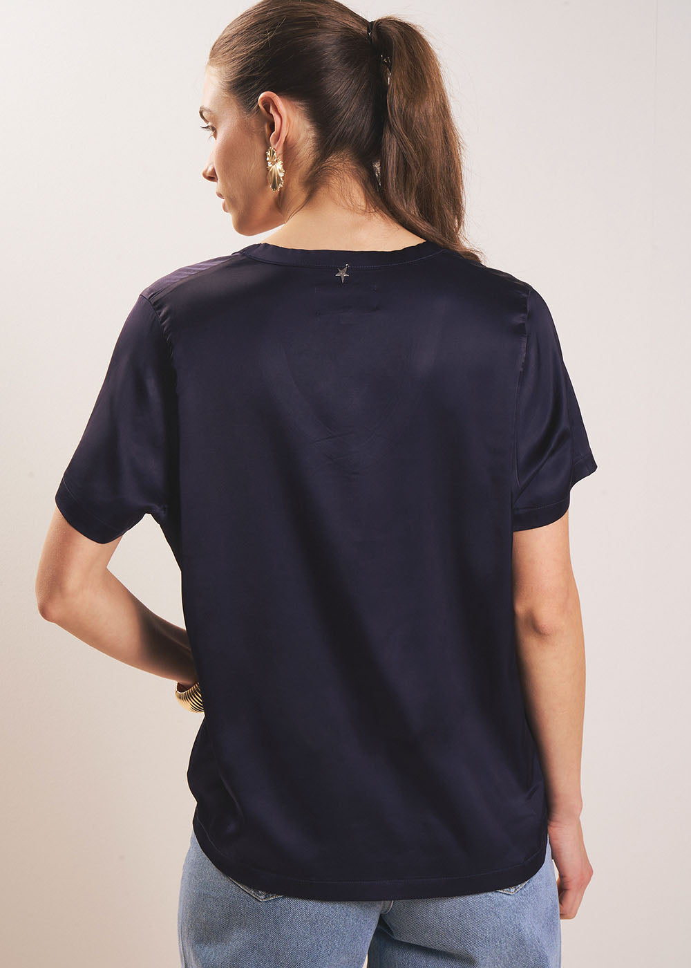 TELCIA T-shirt col V satinée - 3 - Sud Express - Sud Express