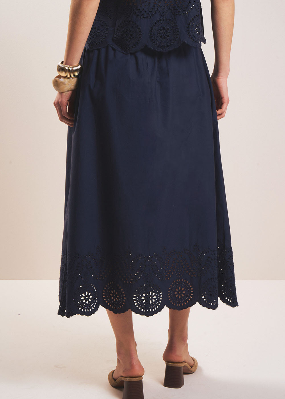 JILIANA Jupe midi broderies anglaises - 3 - Sud Express - Sud Express