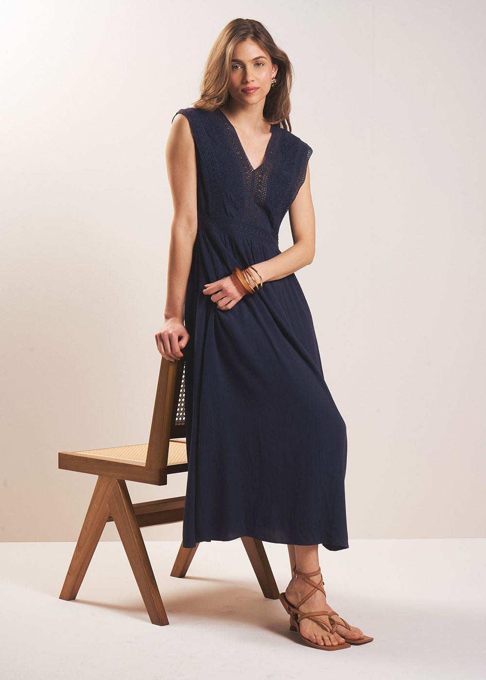 Robe longue en gaz léger et dentelle macramé - Sud Express - 6 - Sud Express