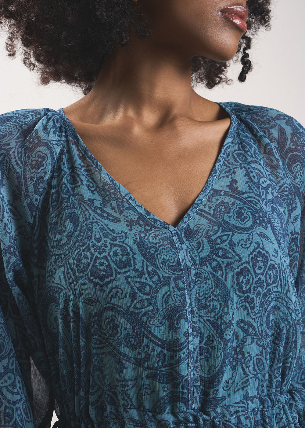 RAISLEY Robe longue fluide imprimée à col V - 2 - Sud Express - Sud Express