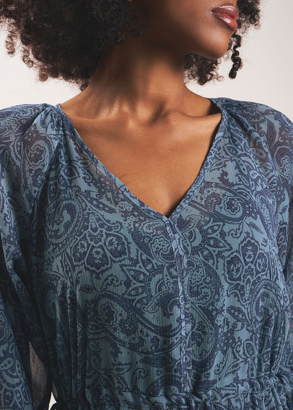 RAISLEY Robe longue fluide imprimée à col V - 2 - Sud Express - Sud Express