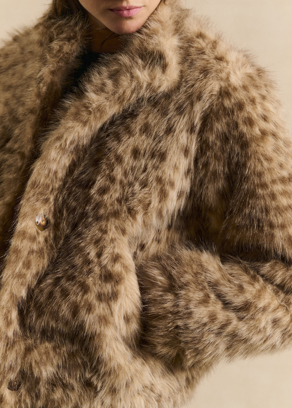 MAMBY Faux fur jacket with deer print - 4 - Sud Express - Sud Express