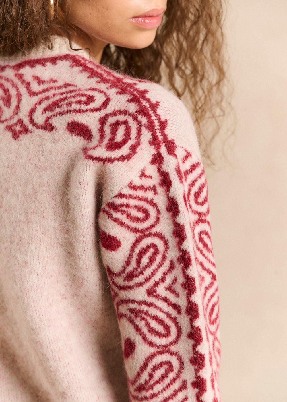 Gilet en maille jacquard motif bandana - Sud Express - 5 - Sud Express