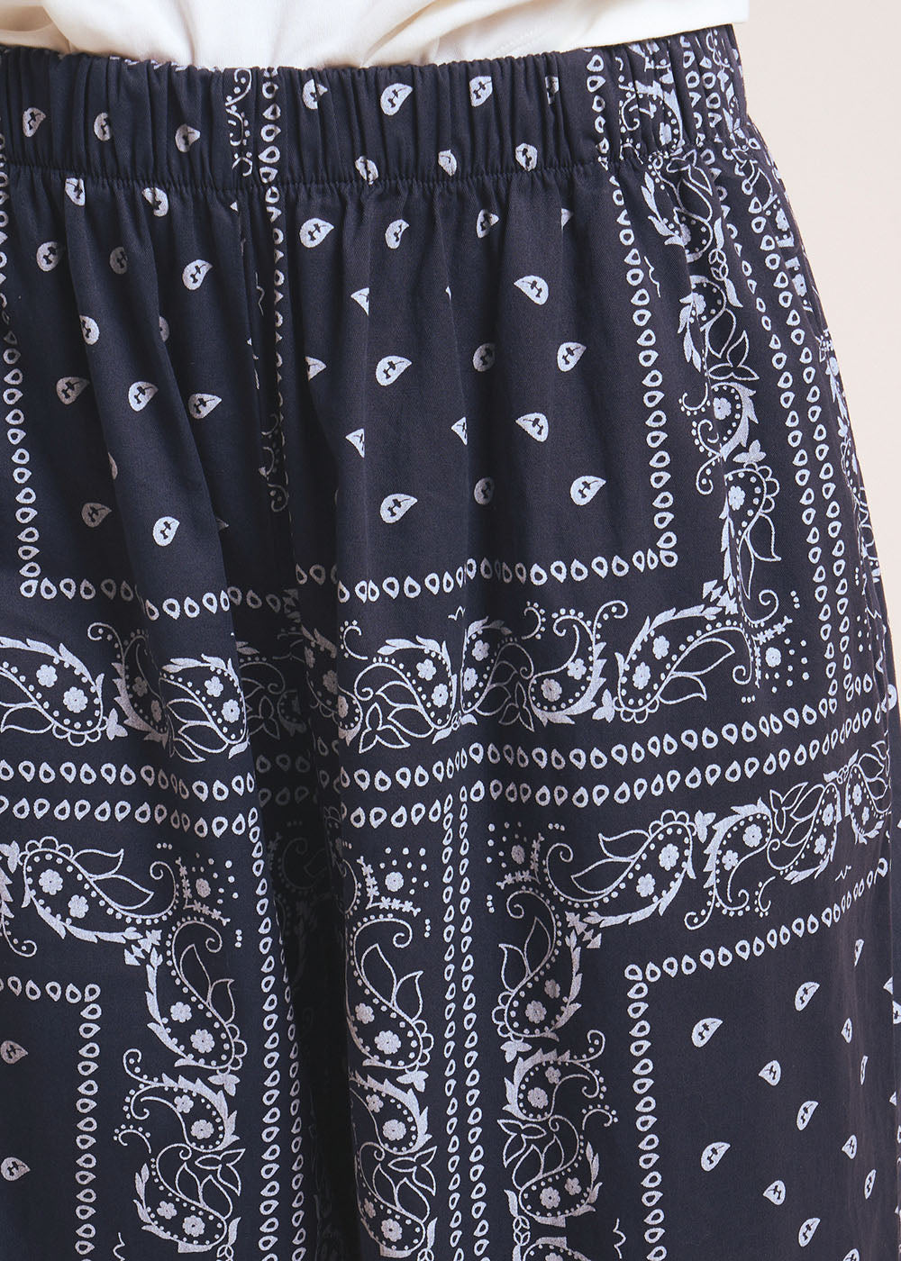 Pantalon fluide imprimé bandana - Sud Express - 4 - Sud Express