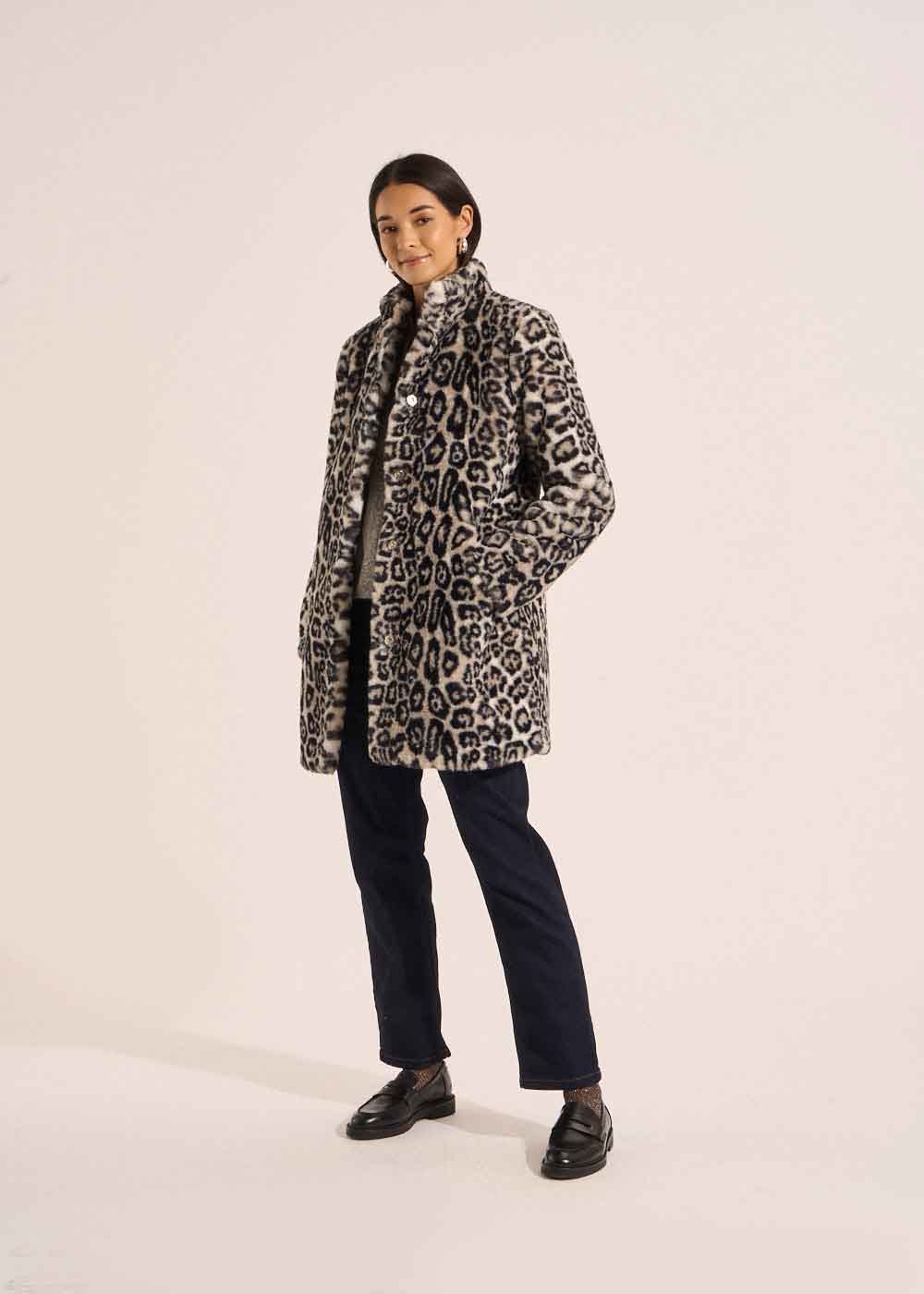 MINTY Manteau fausse fourrure léopard ajusté col droit - 1 - Sud Express - Sud Express