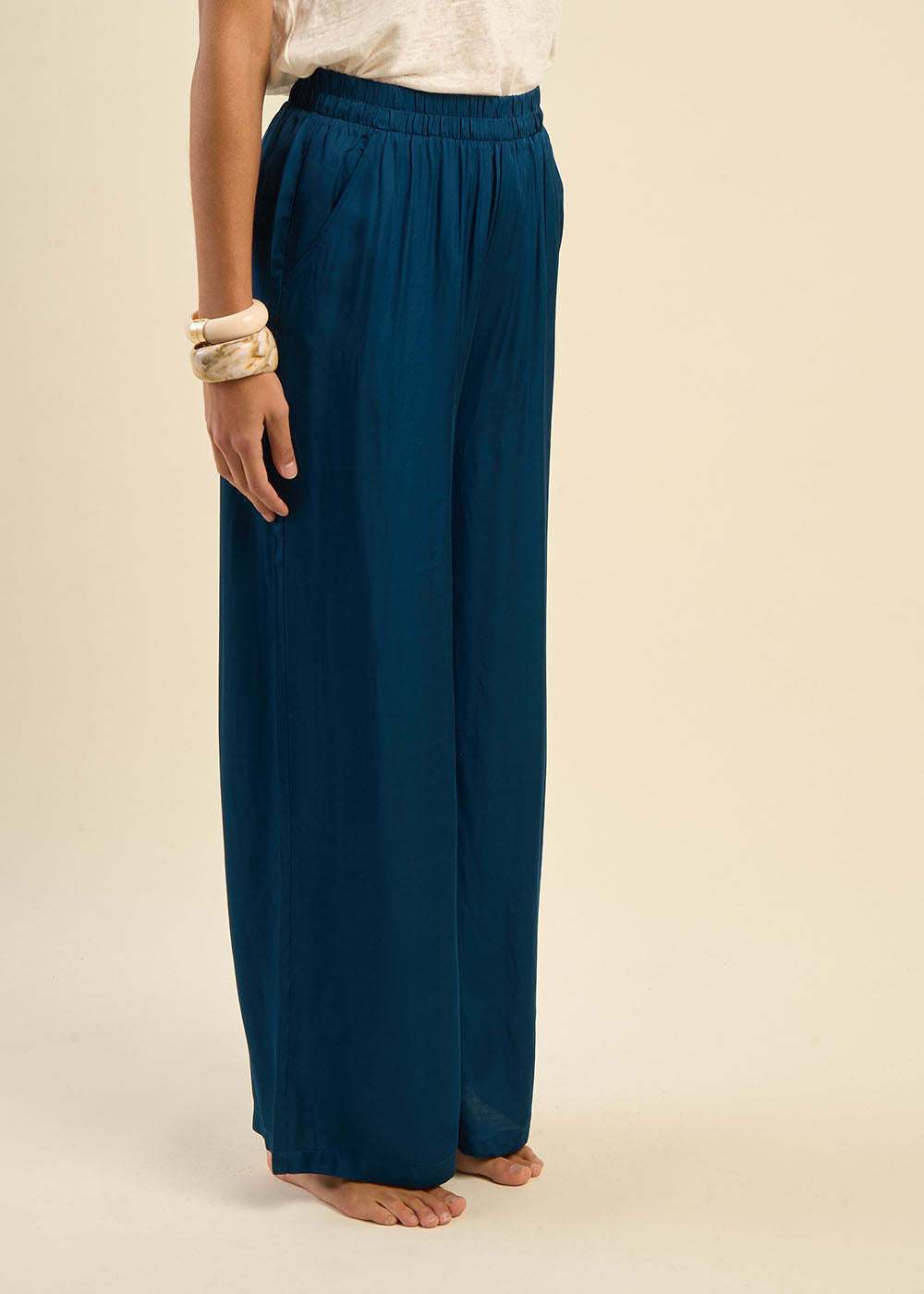 Pantalon large en satin - Sud Express - 5 - Sud Express