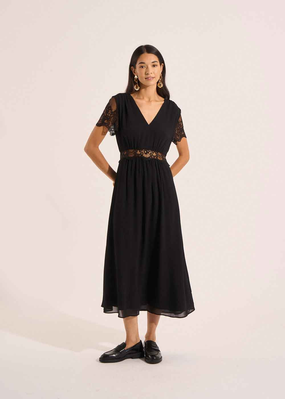 Robe midi col V avec dentelles - Sud Express - 6 - Sud Express