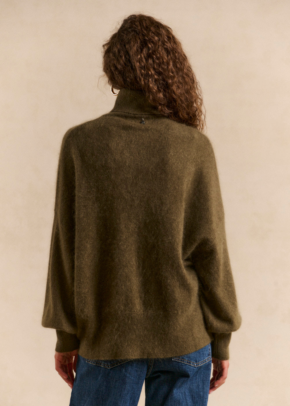 Loose-fitting turtleneck jumper - Sud Express - 3 - Sud Express