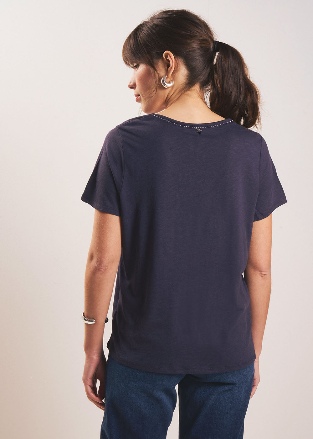THEI T-shirt col V - 3 - Sud Express - Sud Express