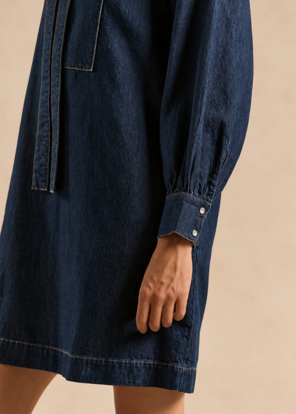 RALINIA Robe courte en denim col lavallière - 4 - Sud Express - Sud Express