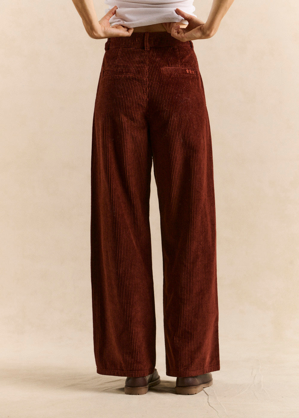 POMMI Pantalon large en velours de coton taille haute - 3 - Sud Express - Sud Express