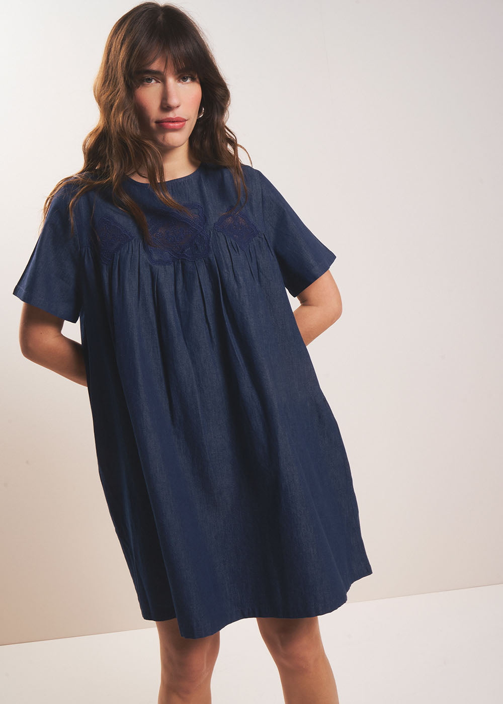 Robe courte en denim - Sud Express - 7 - Sud Express