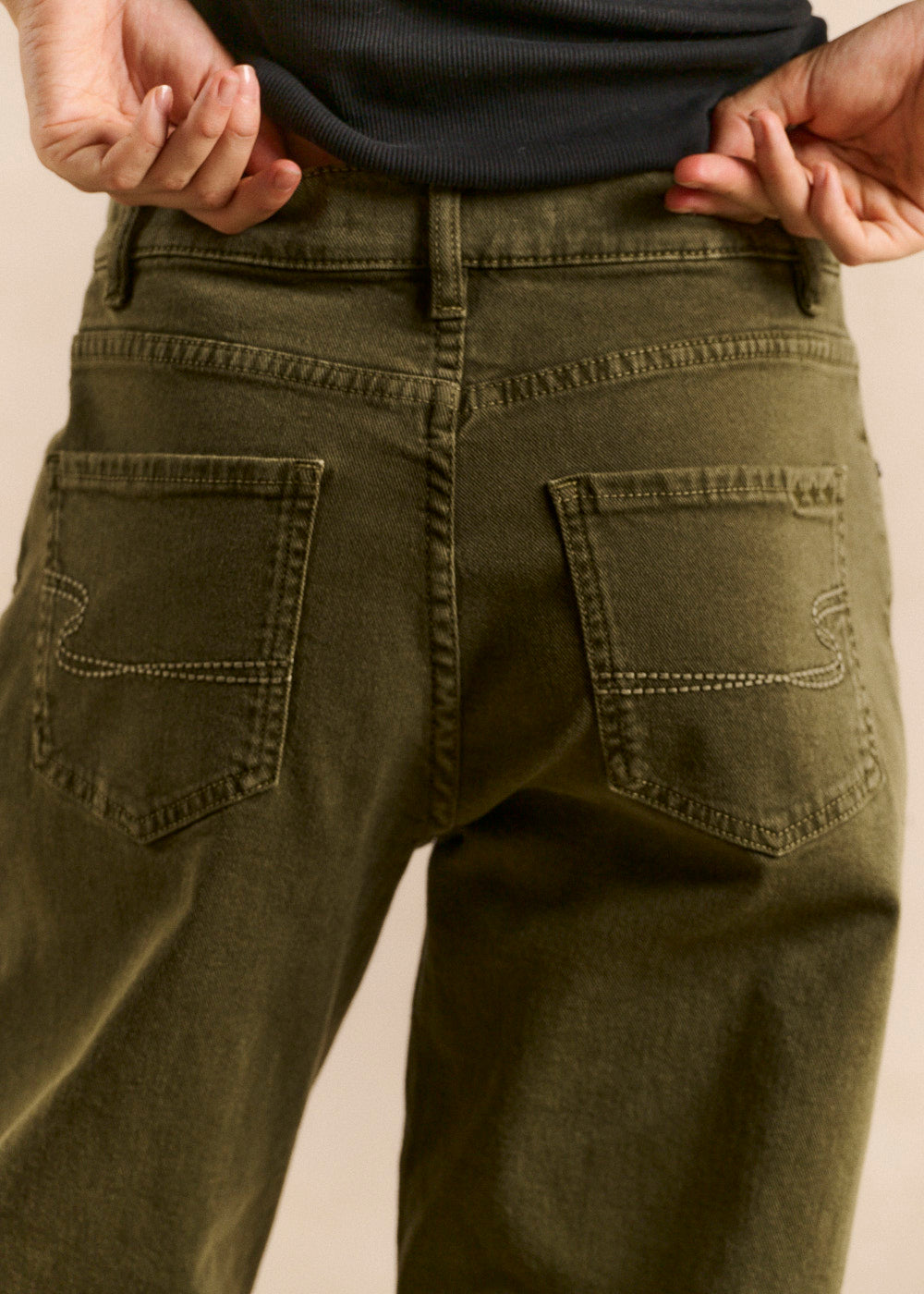 BLOOM Straight-leg boyfriend jeans - 4 - Sud Express - Sud Express