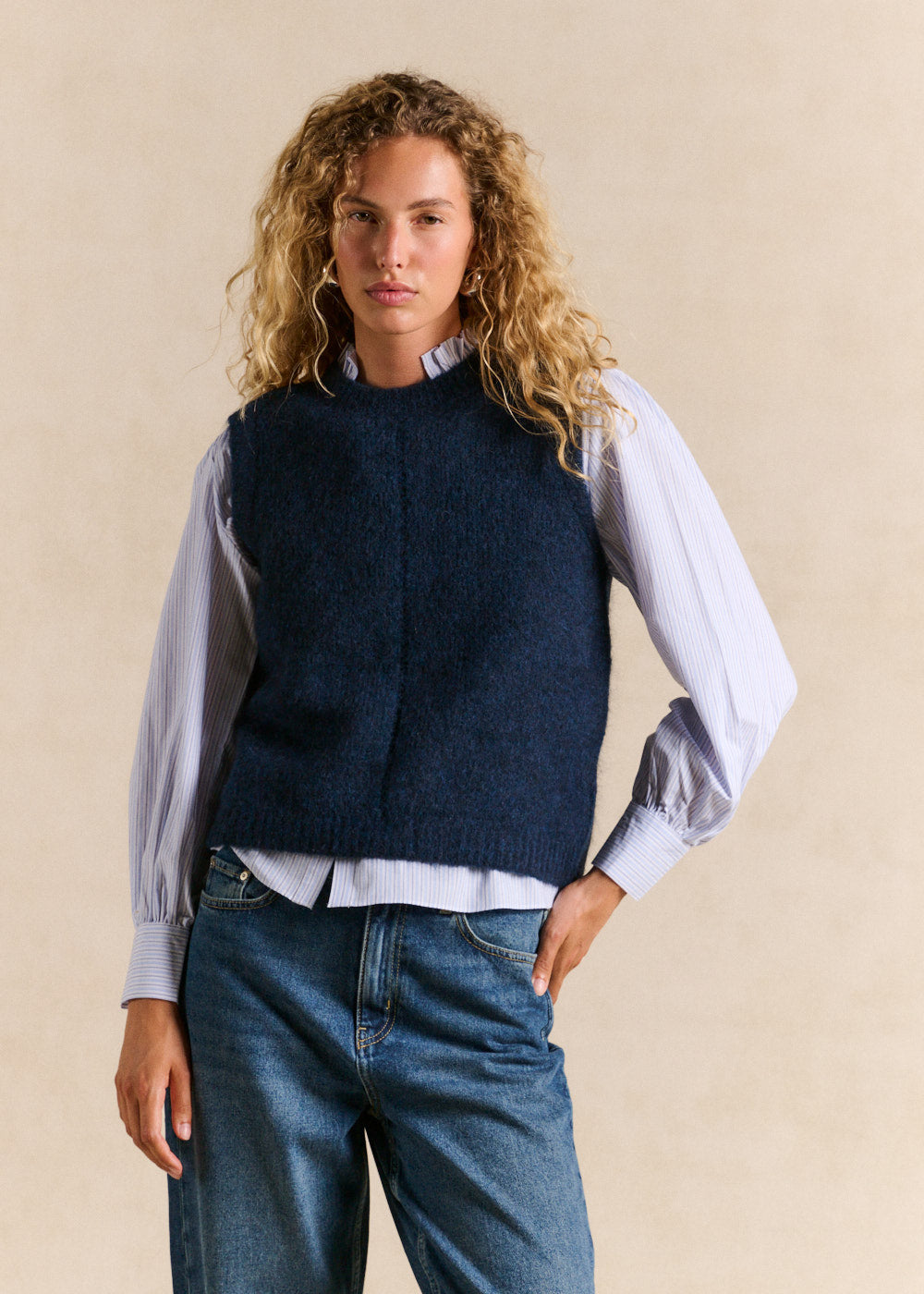 Pull sans manches en maille mohair coupe droite - Sud Express - 4 - Sud Express