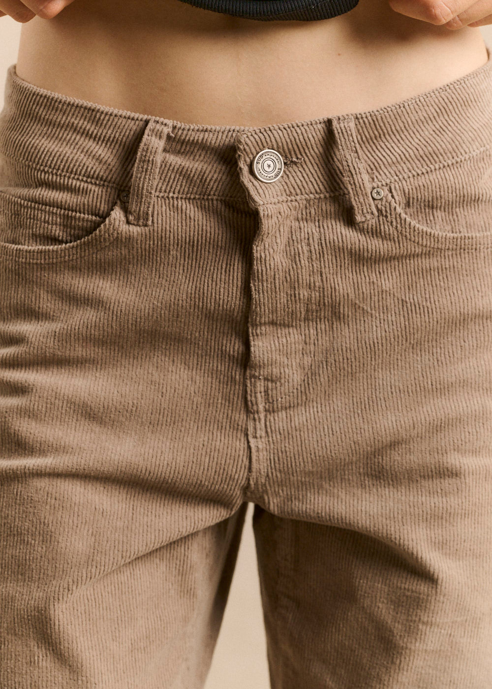 Pantalon slim en velours - Sud Express - 5 - Sud Express
