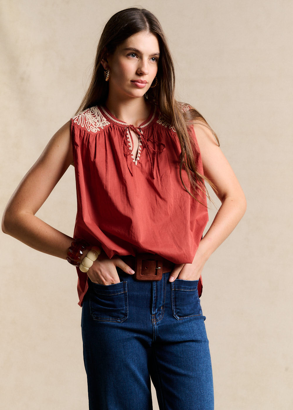 Top brodé en voile de coton - Sud Express - 1 - Sud Express