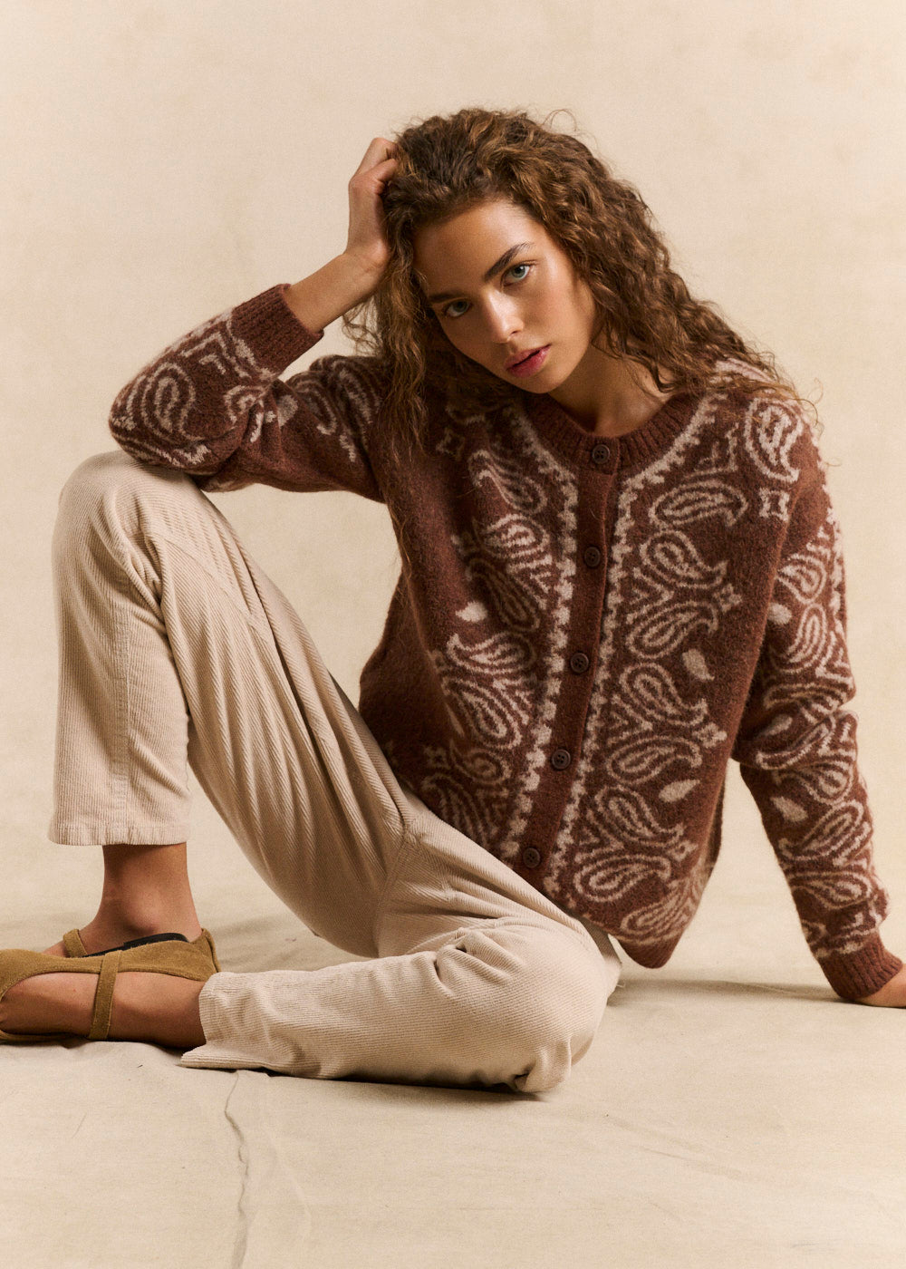 Gilet en maille jacquard motif bandana - Sud Express - 5 - Sud Express