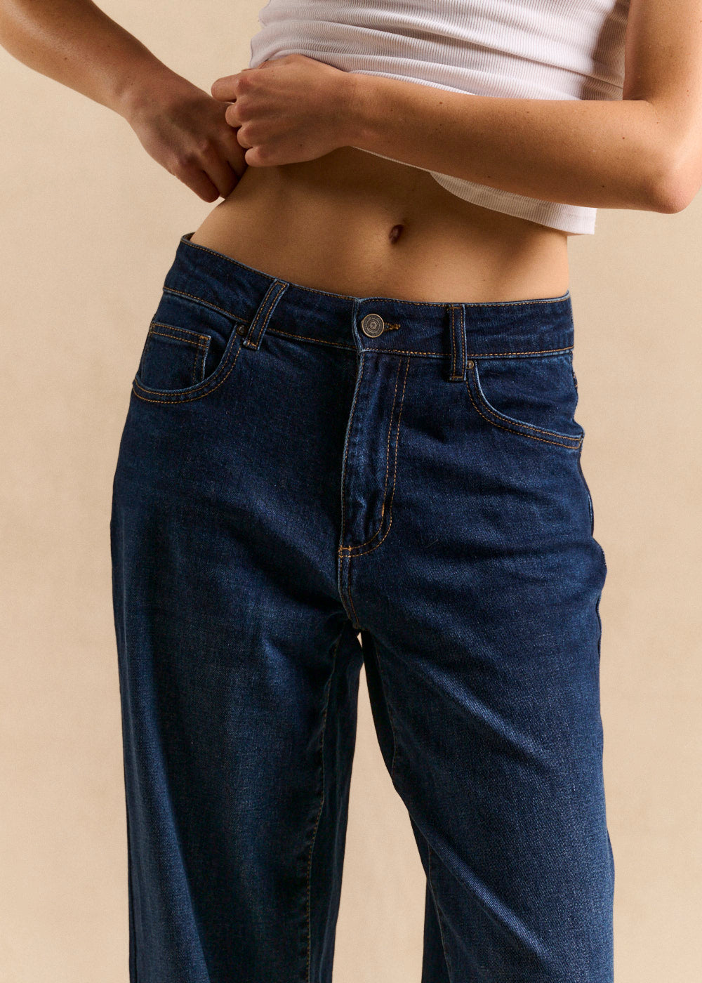 BLOOM Low-rise boyfriend jeans - 4 - Sud Express - Sud Express