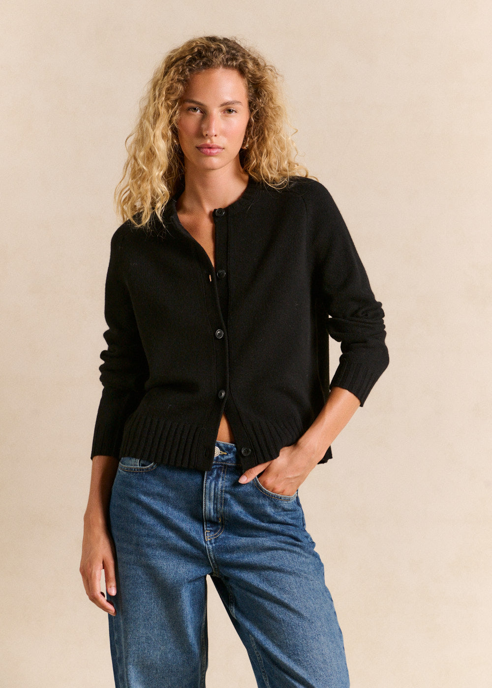 Gilet cardigan en laine col rond - Sud Express - 5 - Sud Express