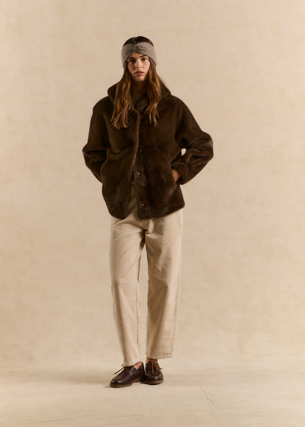 Manteau mi long en fausse fourrure à capuche - Sud Express - 5 - Sud Express
