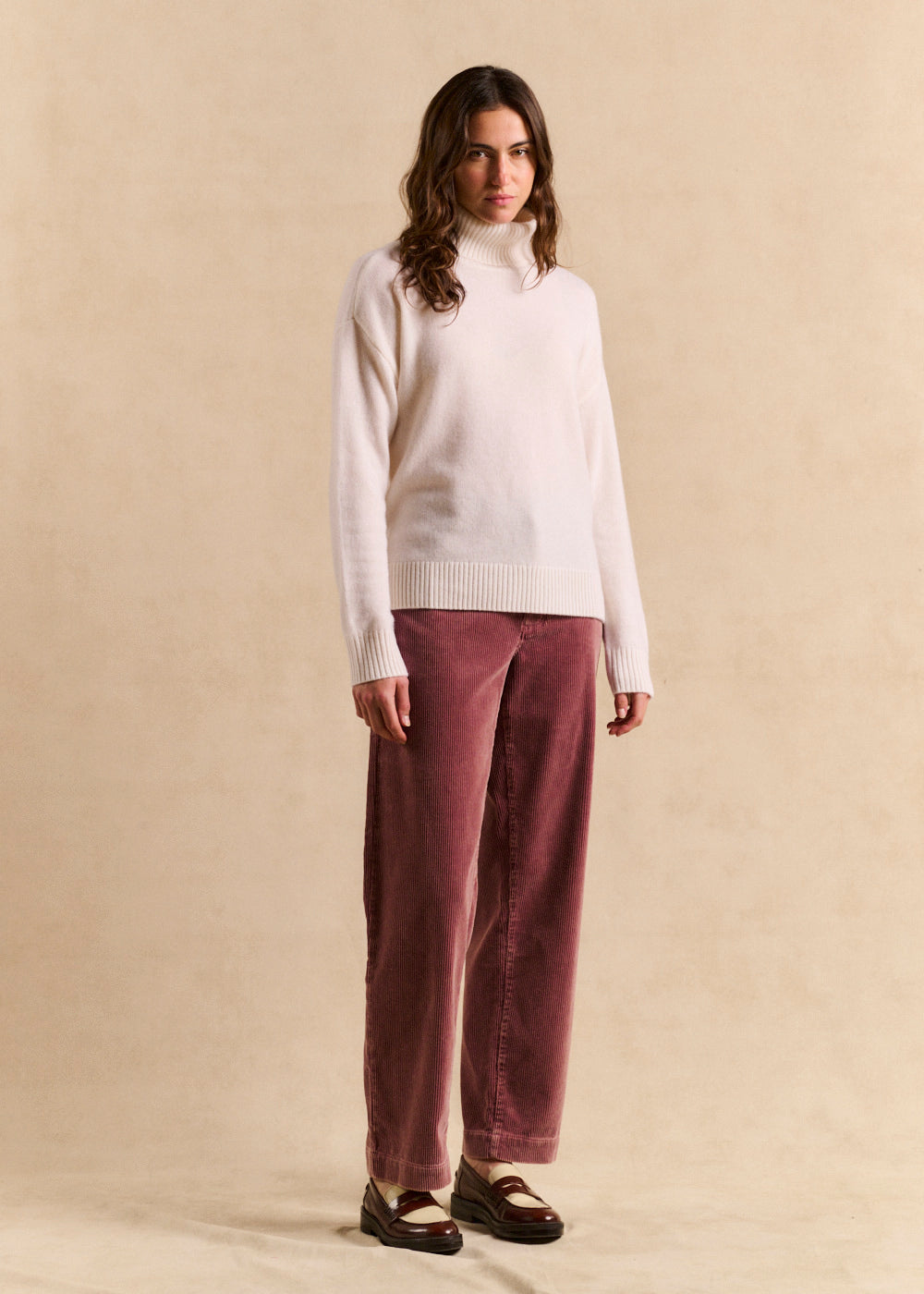 Pantalon coupe boyfriend en velours côtelé - Sud Express - 4 - Sud Express