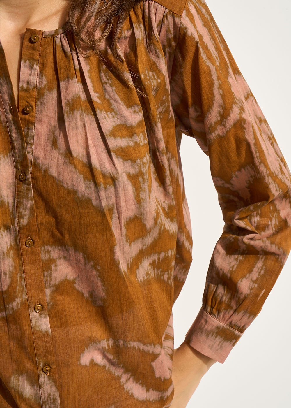 Chemise imprimée en coton à manches longues encolure ronde - Sud Express - 3 - Sud Express