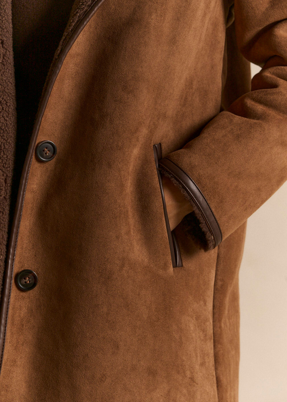 Manteau ample en peau lainée à capuche - Sud Express - 4 - Sud Express