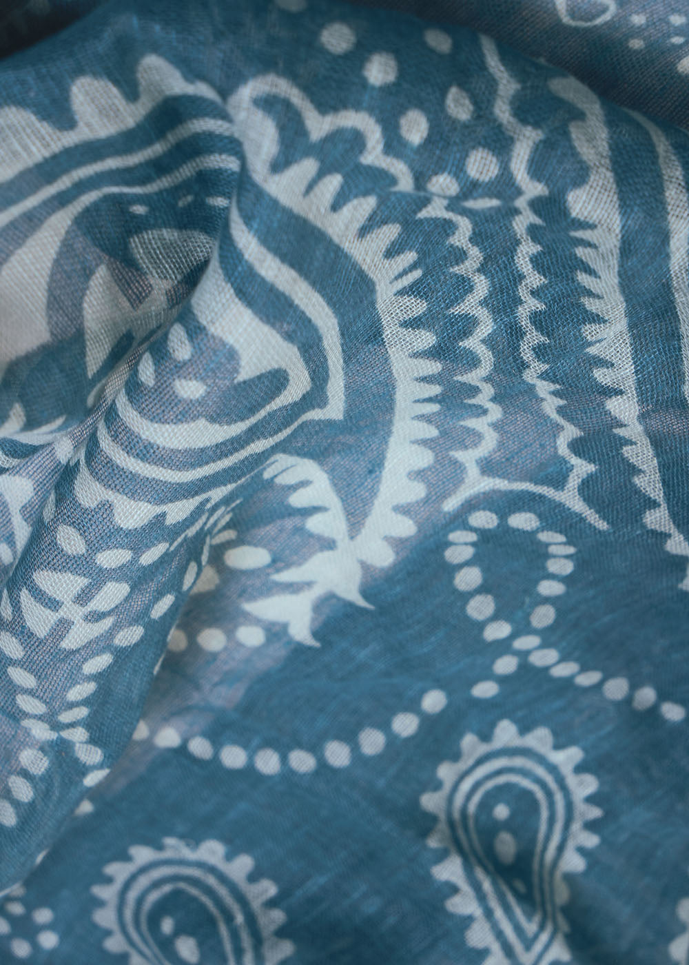 Foulard à motif paisley délicat - Sud Express - 2 - Sud Express