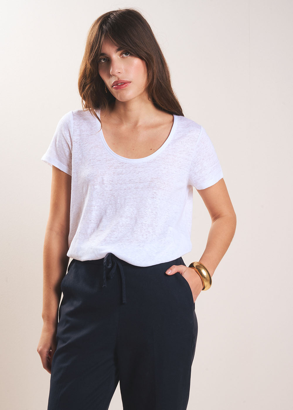 T-shirt en lin col rond ouvert - Sud Express - 5 - Sud Express