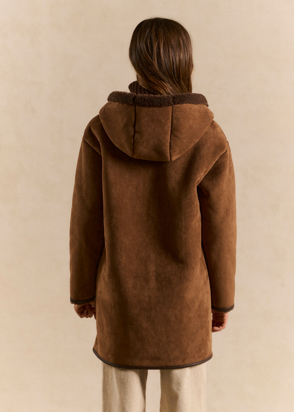 Manteau ample en peau lainée à capuche - Sud Express - 3 - Sud Express